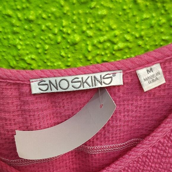 SNO SKINS Pink Boxy 3/4 Sleeve Blouse - Picture 2 of 3